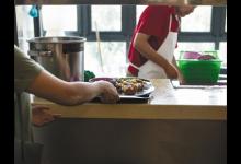 “光盘行动”四年调查：剩菜剩饭仍难免