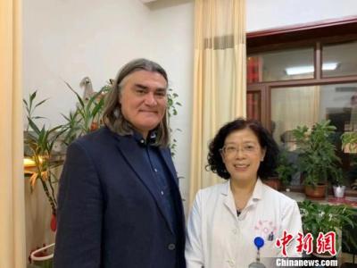 国际著名音乐家在哈尔滨第一医院体验中国神奇针灸