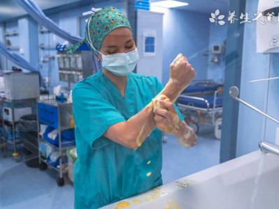 中国以外新冠确诊病例达2312966例 新冠病毒能用水洗掉吗