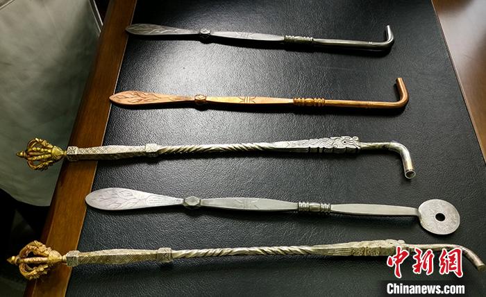 西藏藏医药专家：传承创新藏医药信心更坚定