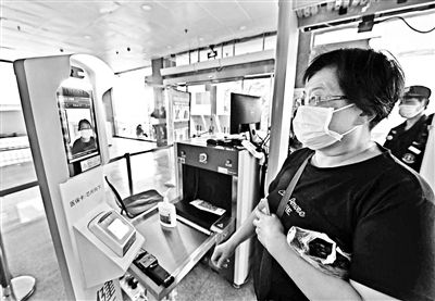 赋权家庭医生畅通转诊通道