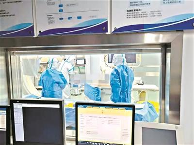 封控区内突发心梗 一个电话手术获救