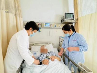 “无陪护”病房能否避免“一人生病全家忙”？