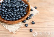 黑豆这样吃补肾效果极强，80岁都固齿黑发腿力强！