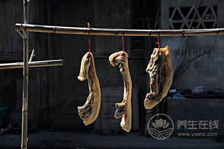 肾不好的朋友，这几种食物要少吃