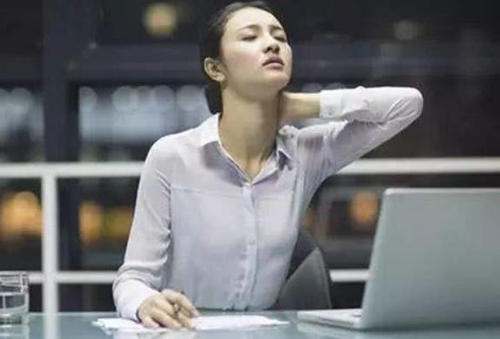 手臂处的经络出现堵塞应该如何疏通