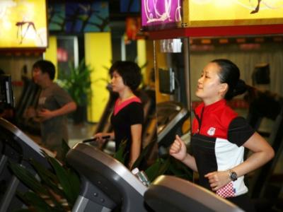 起到加强心肺功能效果的训练动作
