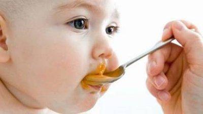 婴儿在不同的年龄阶段应该如何添辅食