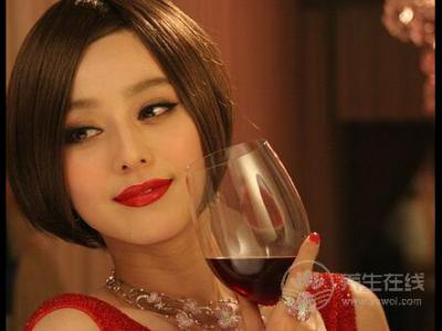 你想在品酒的同时，让你肌肤变得更红润么?