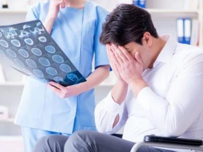正确的头部按摩手法预防脱发的按摩步骤讲解
