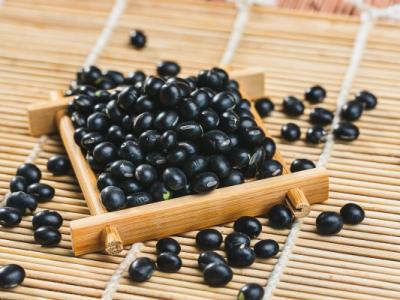 醋泡黑豆一般什么时间吃效果好 醋泡黑豆能补肾吗
