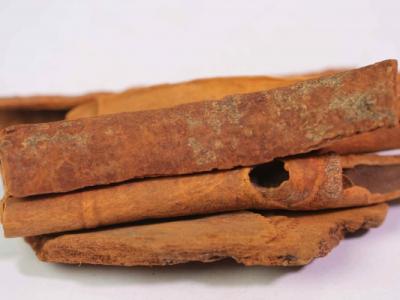 肉桂的功效与作用、禁忌和食用方法