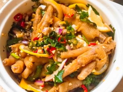 胆固醇高可以吃鸡爪子吗