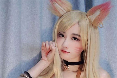 我发现了床边的卷曲头发，竟不知老公与风流女邻居的龌蹉事情