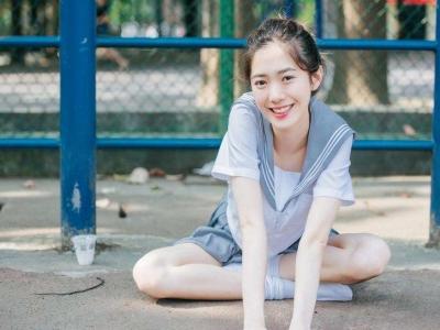 发现女友看很黄很黄的细节小说 当时就把她拿下了