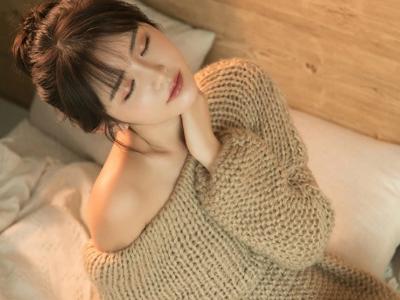 口述和男友第一次性接触 他把我抱起来站着做