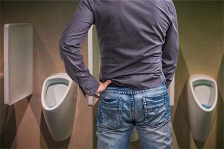 尿路感染是怎么引起的？这件羞羞事女性一定要引起重视