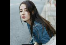 最红小花旦迪丽热巴秀性感身材，S身材不比宅男女神柳岩差