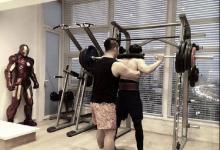 李晨的肌肉是怎么练的 一周练四次