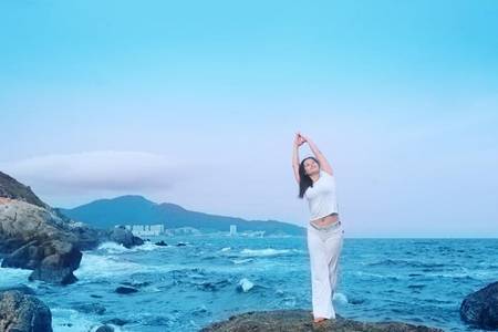 什么是脊柱侧弯 女人练习瑜伽有什么好处