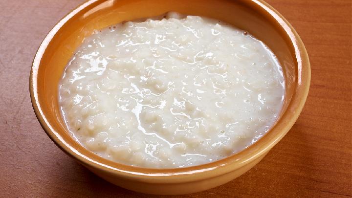 玉米燕麦粥到底能减肥吗?玉米燕麦粥热量高吗?-易网<a href=http://www.bryss.cn/ target=_blank class=infotextkey>健康养生</a>网 玉米燕麦粥到底能减肥吗?玉米燕麦粥热量高吗?