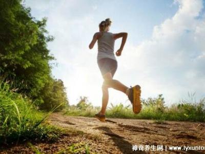 子宫腺肌症最怕三种运动，千万别剧烈跑步/倒立/拉伸