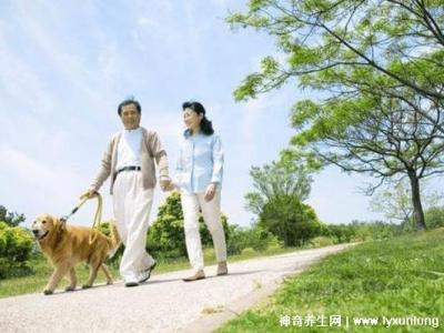 子宫肌瘤最怕三个运动，散步/打太极/游泳有利恢复(附禁忌食物)