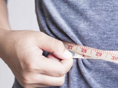 为什么肚子上的肉这么难减 可能与这4种因素有关