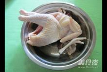白切鸡的做法-咸鲜味煮菜谱