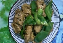 圆椒鸡翅的做法-家常味烧菜谱