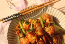 香辣鸡翅根的做法-香辣味炒菜谱