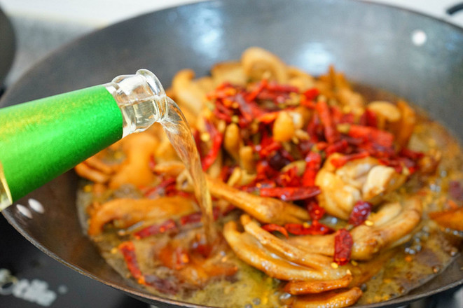 香辣卤鸭掌的做法-家常味煮菜谱