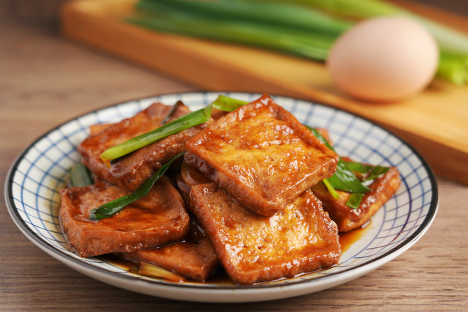 蚝油豆腐【孔老师教做菜】的做法-家常味煎菜谱