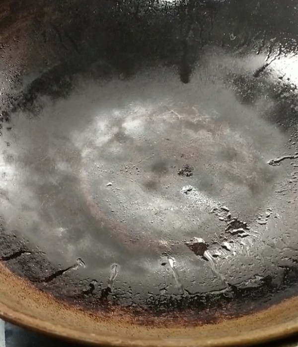 爆炒南瓜尖的做法-咸鲜味炒菜谱