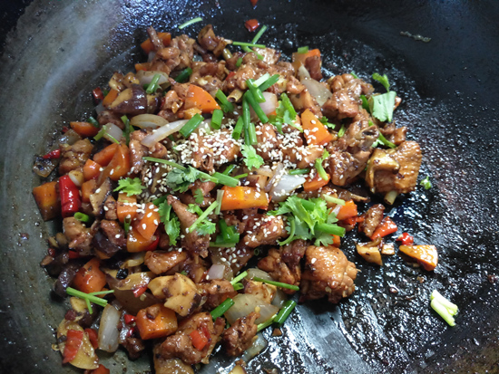 干锅辣子鸡的做法-香辣味炒菜谱