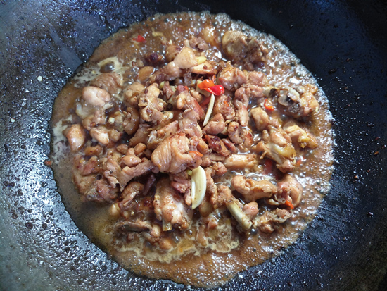 干锅辣子鸡的做法-香辣味炒菜谱