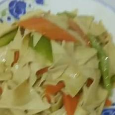 干豆腐炒尖椒的做法-家常味炒菜谱