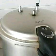 高压锅烀青苞米的做法-家常味其它工艺菜谱