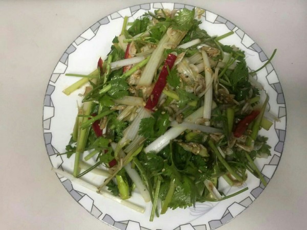 虾皮老虎菜的做法-咸鲜味拌菜谱