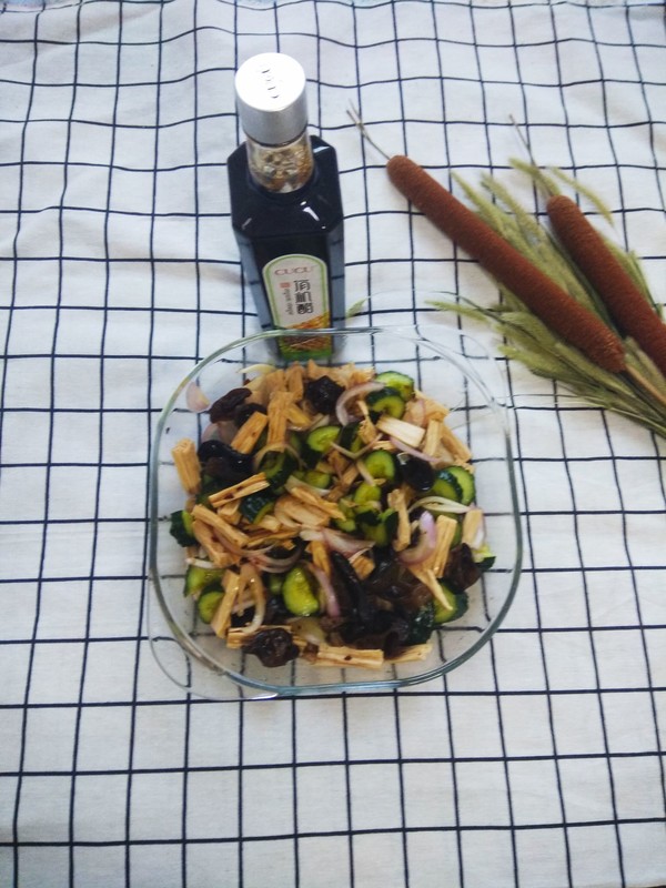 大拌菜的做法-酸辣味拌菜谱-易网健康养生网 大拌菜的做法-酸辣味拌菜谱