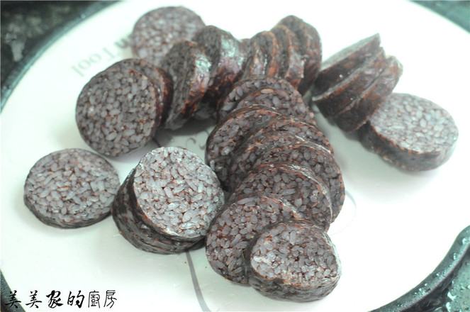 血粑拌黄瓜的做法-家常味拌菜谱-易网健康养生网 血粑拌黄瓜的做法-家常味拌菜谱