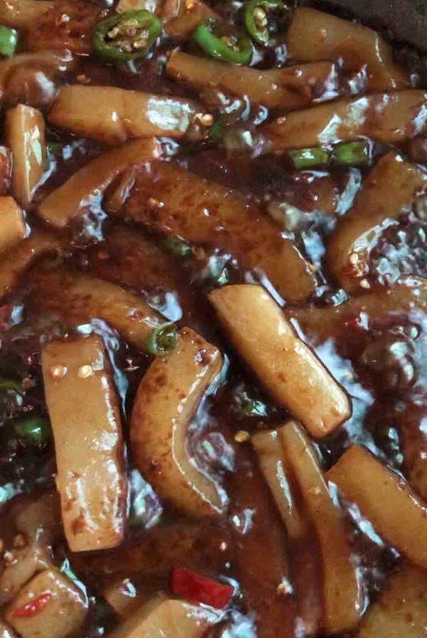 红烧魔芋的做法-咸鲜味烧菜谱