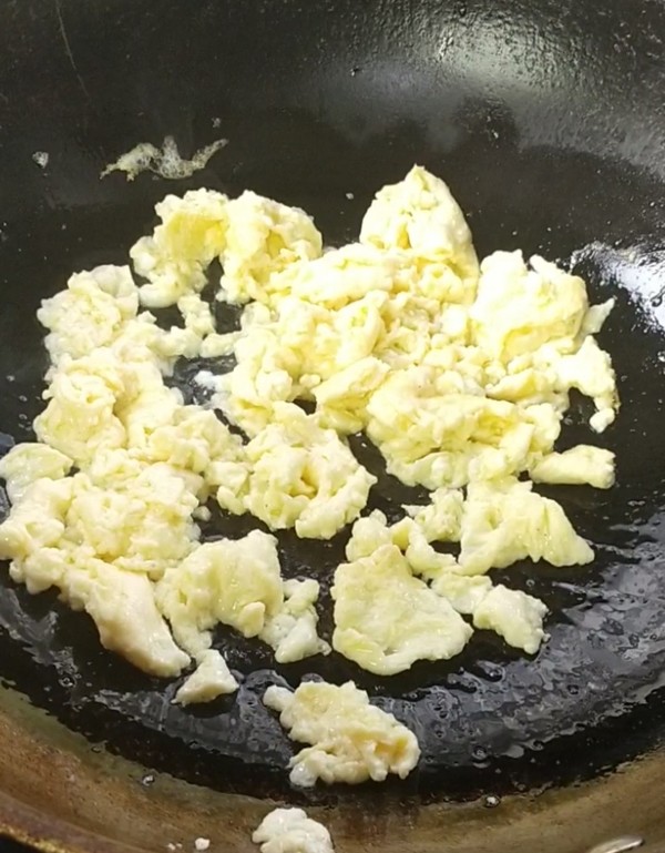 番茄炒鸡蛋的做法-咸鲜味炒菜谱
