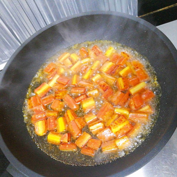 水果胡萝卜土豆炒肉的做法-家常味炒菜谱