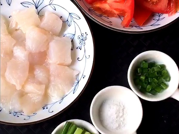 番茄巴沙鱼的做法-咸鲜味煮菜谱