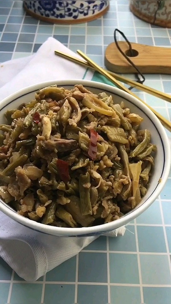 鸡杂炒酸豇豆的做法-家常味炒菜谱-易网健康养生网 鸡杂炒酸豇豆的做法-家常味炒菜谱