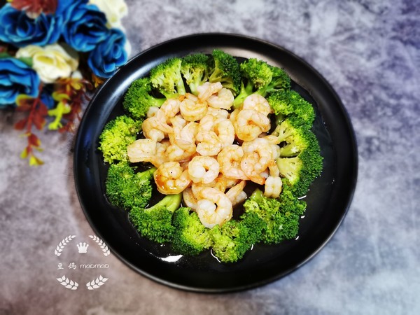 西兰花蒸虾仁的做法-咸鲜味蒸菜谱-易网健康养生网 西兰花蒸虾仁的做法-咸鲜味蒸菜谱