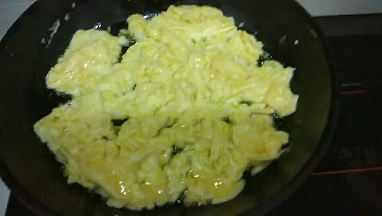黄豆酱炒鸡蛋尖椒的做法-香辣味炒菜谱