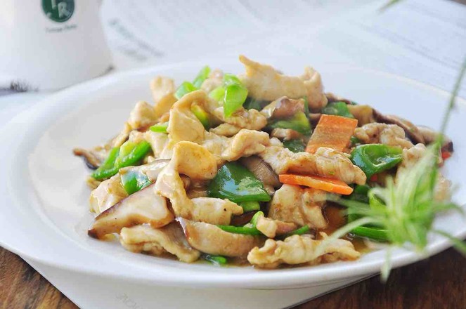茶油籽油香菇鸡片的做法-咸鲜味炒菜谱
