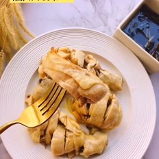葱油鸡腿的做法-葱香味煮菜谱